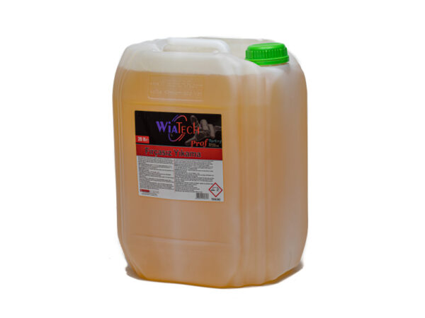 Aktivna-pena-za-bezkontaktno-pranje-vozila-PROF