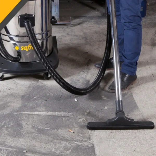 profesionalni-usisivac-za-suvo-i-mokro-usisavanje-sa-3-motora-dwc723-safran-2 profesionalni-usisivac-za-suvo-i-mokro-usisavanje-sa-3-motora-dwc723-safran-2